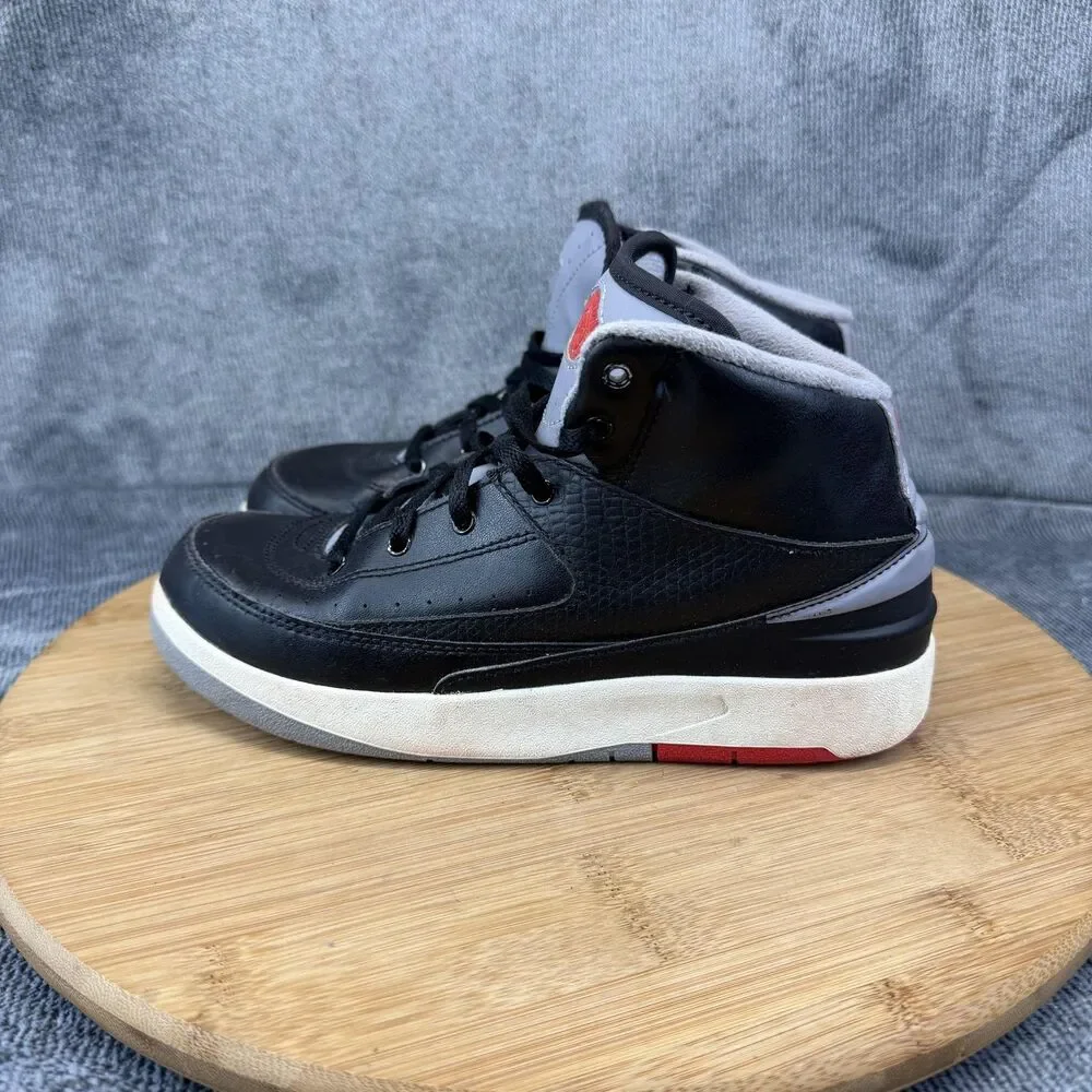Jordan Air Jordan 2 Retro Shoes Boys Size 3Y Black Gray Basketball DQ8564-001